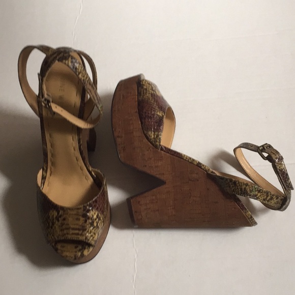 Nine West Shoes - ✨Host Pick✨Nine West Platform Snake Print Shoes.